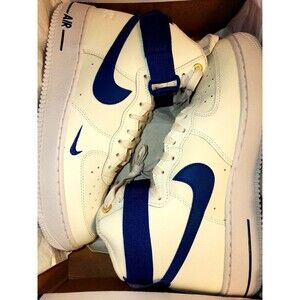 NIKE WOMENS AIR FORCE 1 HI SE BASKETBALL SHOES #DQ7584 100, Size 10.5
